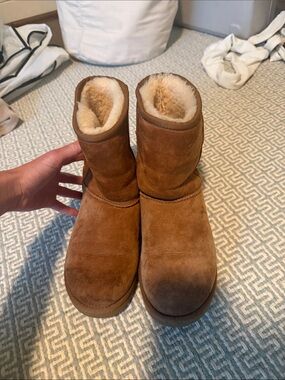 UGGS woman boots